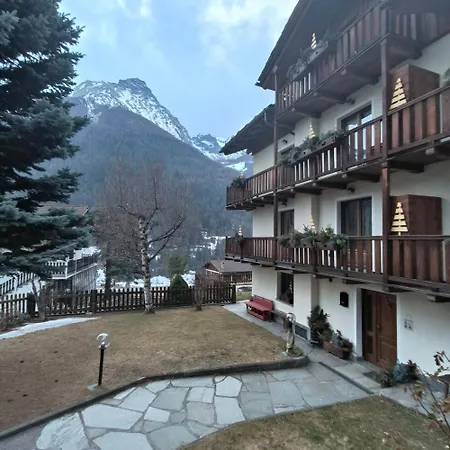 Casa Alfredo Apartmán *